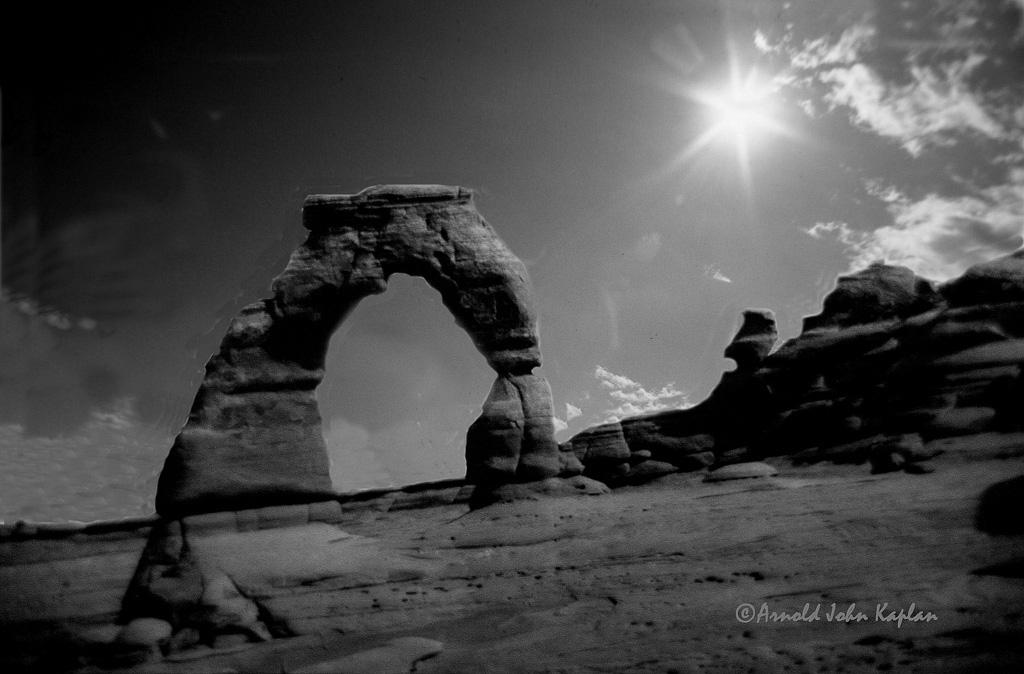 Delicate-Arch-Sunstar.jpg