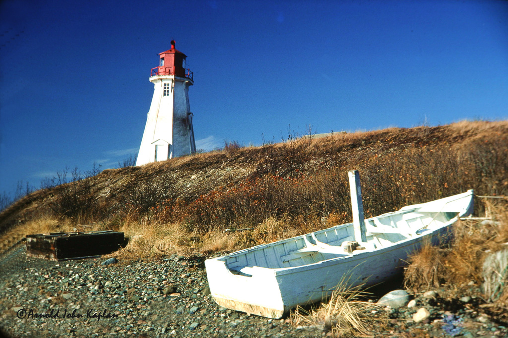 Nova-Scotia-Lighthouse.jpg