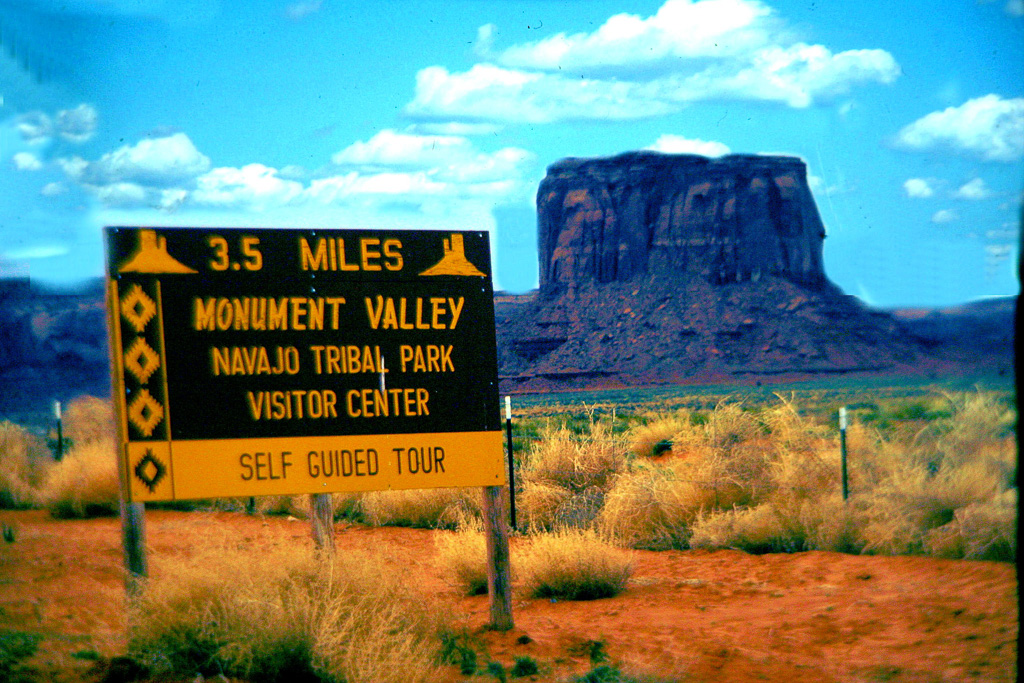 X-Monument-Valley-Navajo-Tribal-Park_0116.jpg