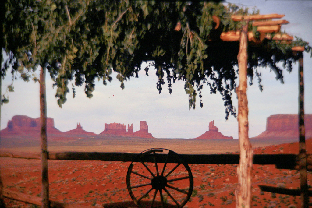 Z-Tall-Buttes-Monument-Valley--2_111.jpg