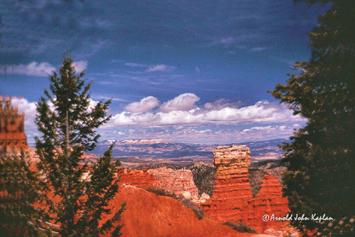 Bryce-Canyon-Chimneys--26--300dpi.jpg