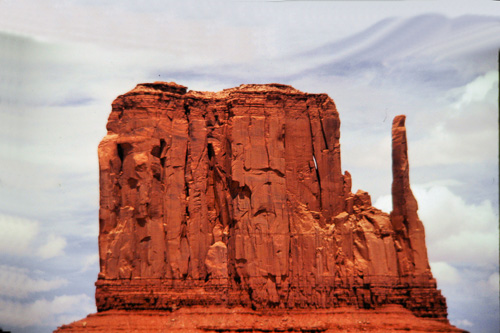 Z-Monument-Valley-Left-Mitten--2_240.jpg